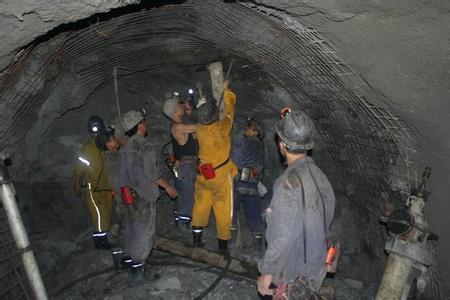 黑山工程爆破中的危险因素分析以及应对工程爆破危险的措施